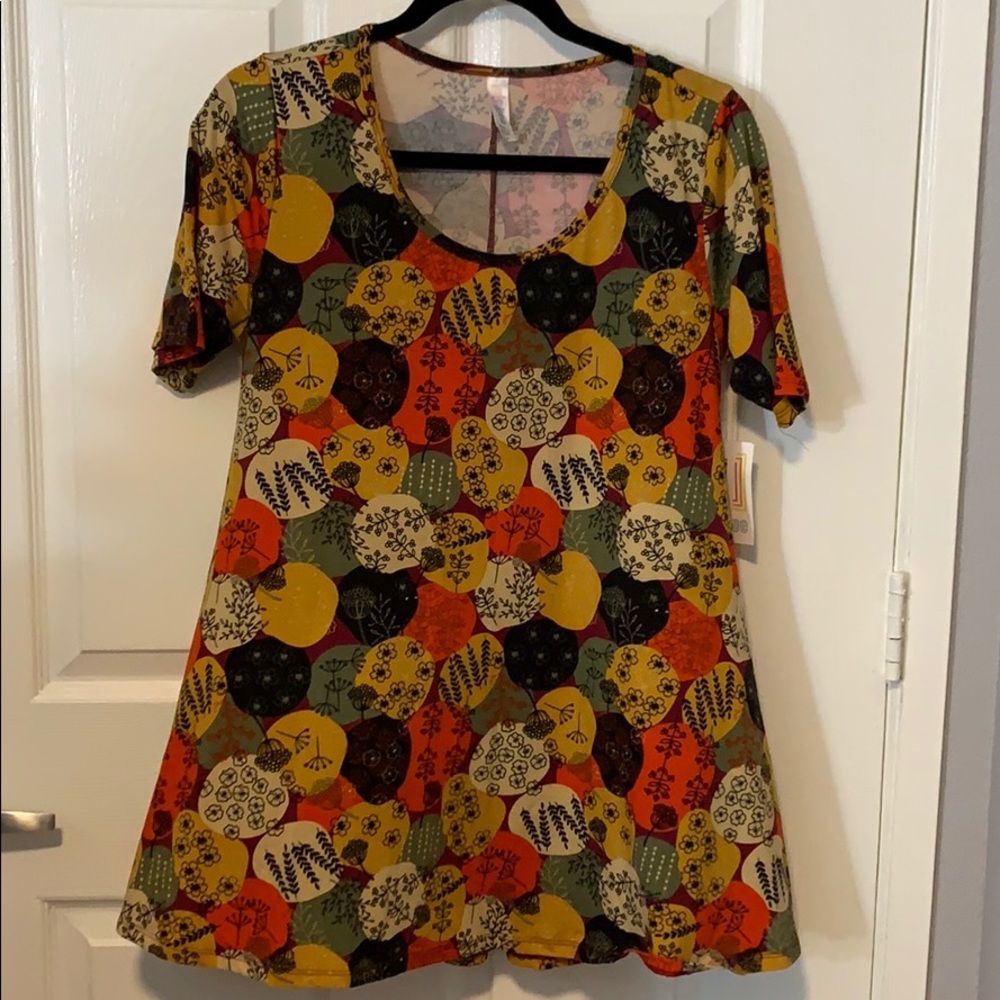 LuLaRoe XS Perfect T